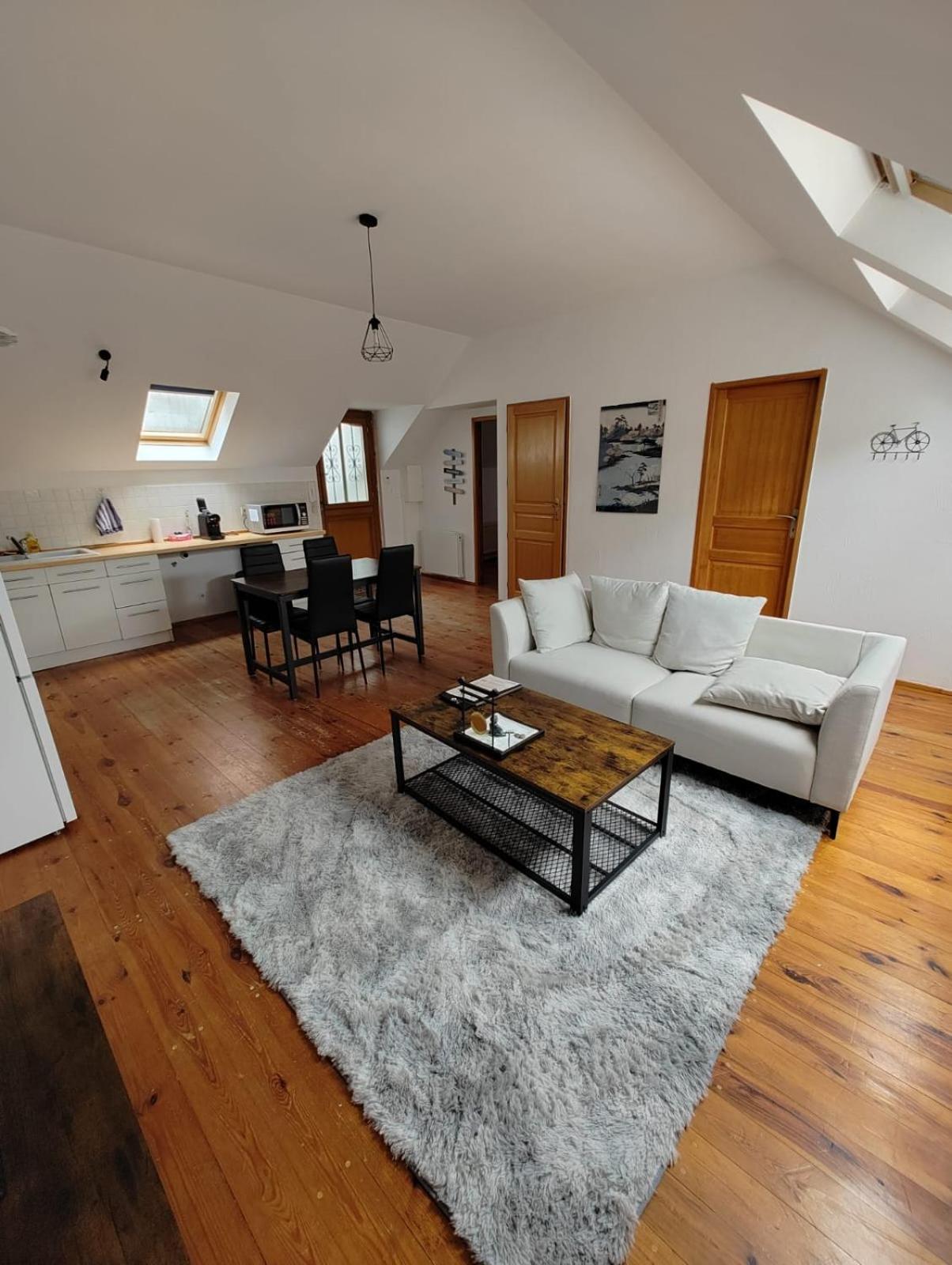 Cosy Appartement 2 Chambres Pont-de-lʼArche 외부 사진